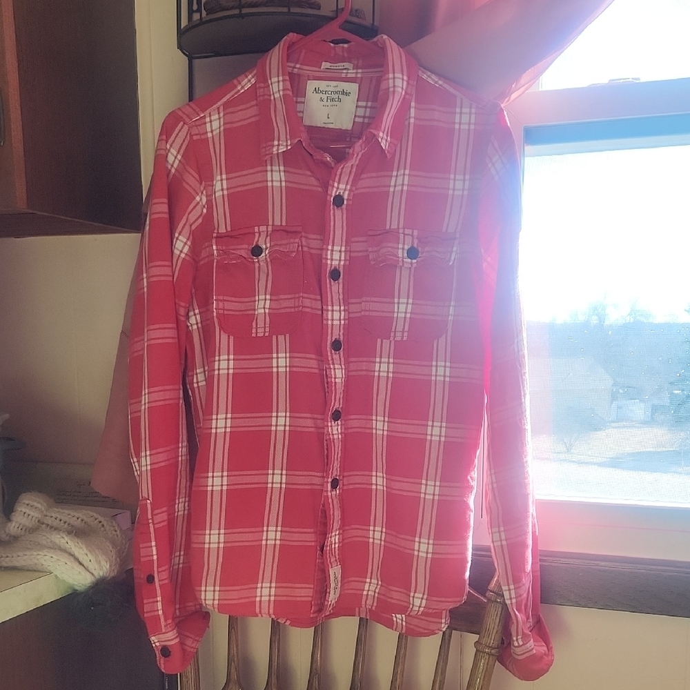 Like New Abercrombie & Fitch Red Checkered Overshirt Sz L